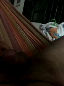 tuntuntiburon online show from 11/03/25, 12:17