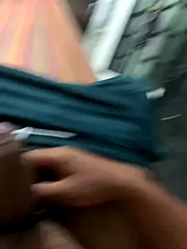 tuntuntiburon online show from 11/04/25, 02:54