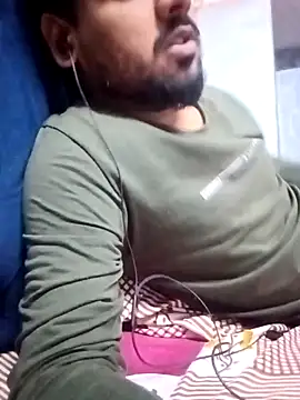 Snapshot of naughtyboyjii chatting on 11/11/25, 05:29 naughtyboyjii online show from 11/11/25, 05:29