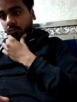 Snapshot of naughtyboyjii chatting on 11/13/25, 03:49 naughtyboyjii online show from 11/13/25, 03:49