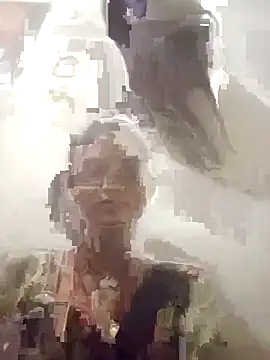 Snapshot of Jooli_cuty chatting on 11/06/25, 04:08 Jooli cuty online show from 11/06/25, 04:08