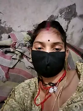 Snapshot of Jooli_cuty chatting on 12/17/25, 05:02 Jooli cuty online show from 12/17/25, 05:02