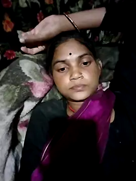 Snapshot of Jooli_cuty chatting on 03/12/26, 01:06 Jooli cuty online show from 03/12/26, 01:06