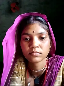 Snapshot of Jooli_cuty chatting on 03/22/26, 06:28 Jooli cuty online show from 03/22/26, 06:28