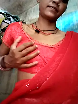 Snapshot of Jooli_cuty chatting on 03/27/26, 06:19 Jooli cuty online show from 03/27/26, 06:19