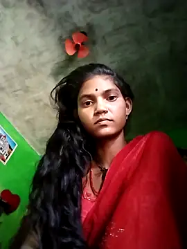 Snapshot of Jooli_cuty chatting on 03/28/26, 06:13 Jooli cuty online show from 03/28/26, 06:13