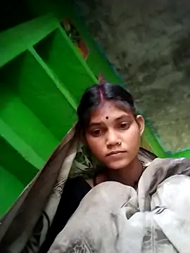 Snapshot of Jooli_cuty chatting on 03/29/26, 08:47 Jooli cuty online show from 03/29/26, 08:47