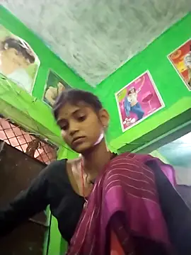 Snapshot of Jooli_cuty chatting on 04/07/26, 06:03 Jooli cuty online show from 04/07/26, 06:03