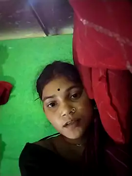 Snapshot of Jooli_cuty chatting on 04/09/26, 06:13 Jooli cuty online show from 04/09/26, 06:13