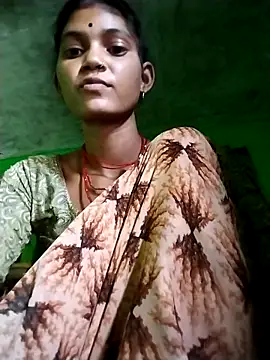 Snapshot of Jooli_cuty chatting on 04/30/26, 06:42 Jooli cuty online show from 04/30/26, 06:42