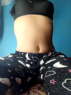 Snapshot of Saniya76 chatting on 12/04/25, 04:05 Saniya76 online show from 12/04/25, 04:05