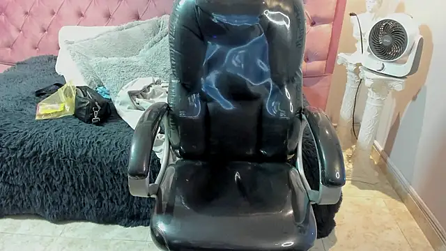 Snapshot of _chelsea_24 chatting on 03/14/26, 03:56 chelsea 24 online show from 03/14/26, 03:56