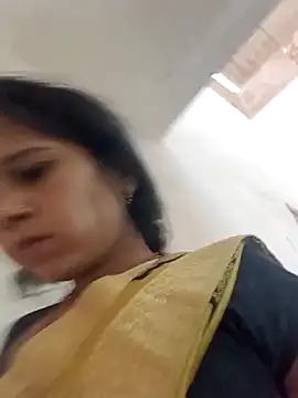 Snapshot of Sanjna_babby chatting on 03/08/26, 10:41 Sanjna babby online show from 03/08/26, 10:41