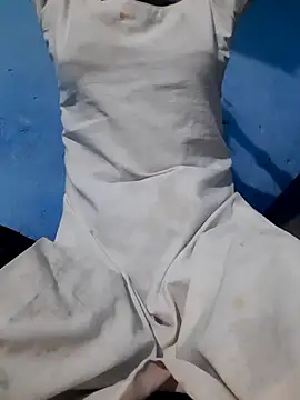 Snapshot of Madhubala_singh chatting on 11/23/25, 01:00 Madhubala singh online show from 11/23/25, 01:00