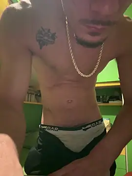 Snapshot of Colosso9 chatting on 11/13/25, 06:29 Colosso9 online show from 11/13/25, 06:29