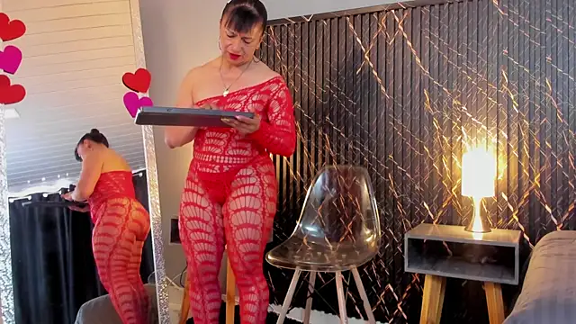 clara heat online show from 02/25/26, 07:12