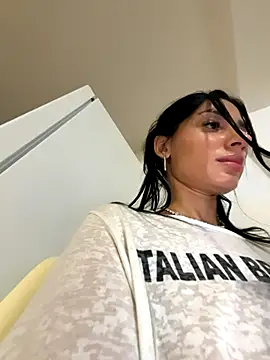 VickyM99 online show from 11/04/25, 03:22