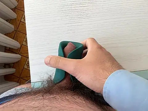 Snapshot of HairySamm chatting on 04/19/26, 12:15 HairySamm online show from 04/19/26, 12:15