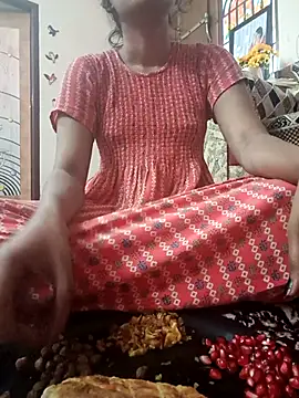 Snapshot of Tamil_White_Rose chatting on 03/14/26, 08:31 Tamil White Rose online show from 03/14/26, 08:31