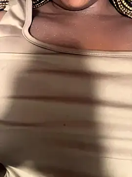 Snapshot of Naughty_JessieX chatting on 11/28/25, 08:44 Naughty JessieX online show from 11/28/25, 08:44