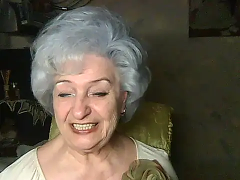 ValeriaKroww online show from 03/28/26, 07:13