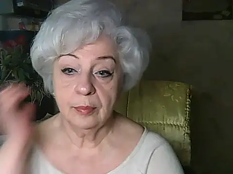 Snapshot of ValeriaKroww chatting on 05/04/26, 05:36 ValeriaKroww online show from 05/04/26, 05:36