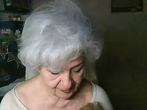 Snapshot of ValeriaKroww chatting on 05/07/26, 06:41 ValeriaKroww online show from 05/07/26, 06:41