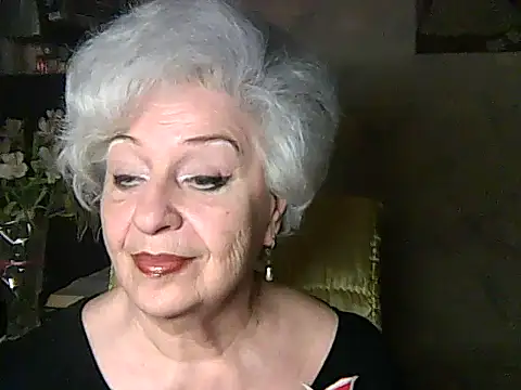 Snapshot of ValeriaKroww chatting on 05/19/26, 06:03 ValeriaKroww online show from 05/19/26, 06:03