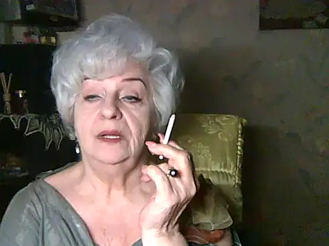 Snapshot of ValeriaKroww chatting on 05/27/26, 05:43 ValeriaKroww online show from 05/27/26, 05:43