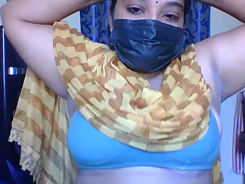 Snapshot of Mathi_cam chatting on 03/28/26, 04:45 Mathi cam online show from 03/28/26, 04:45
