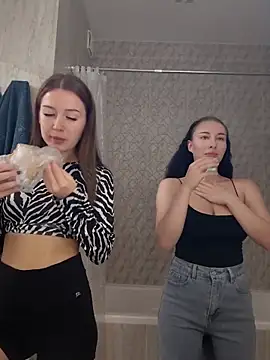 MelissaPinkiss online show from 12/15/25, 01:26