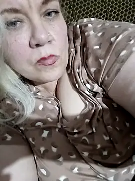 IZOLDA99 online show from 11/03/25, 06:20