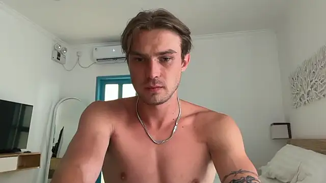 Snapshot of DanteRay chatting on 04/19/26, 09:08 DanteRay online show from 04/19/26, 09:08