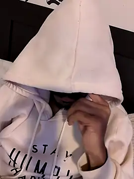 skinnydddue online show from 11/04/25, 06:34