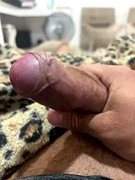 Snapshot of Lp201_ chatting on 11/14/25, 06:39 Lp201 online show from 11/14/25, 06:39