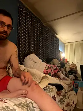 biggdaddyandqueenn online show from 11/24/25, 07:08