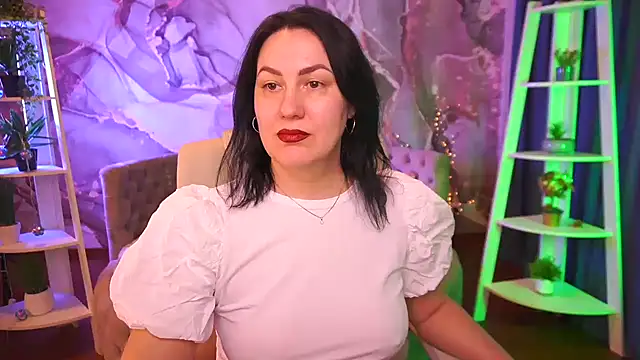 Snapshot of VelvetLuck chatting on 03/04/26, 01:39 VelvetLuck online show from 03/04/26, 01:39