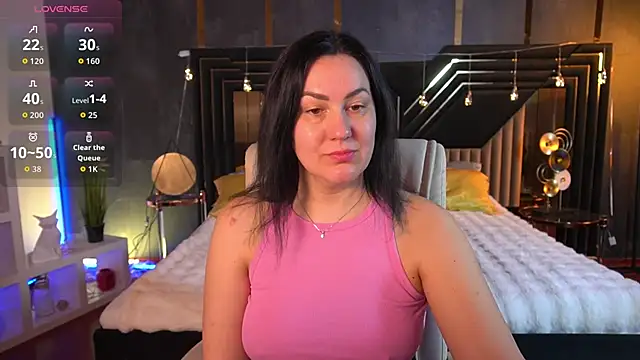 Snapshot of VelvetLuck chatting on 03/25/26, 06:52 VelvetLuck online show from 03/25/26, 06:52