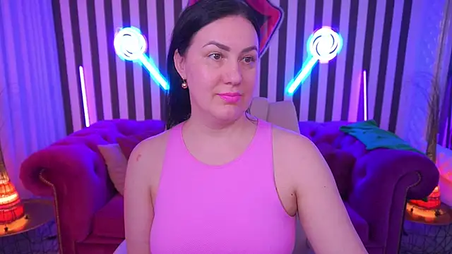 VelvetLuck online show from 05/08/26, 01:05
