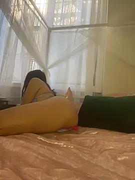 baeezzyy online show from 11/04/25, 02:49