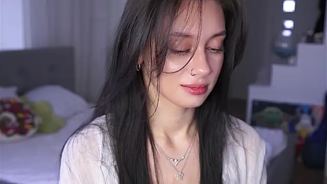 MarvisKuhIo online show from 11/13/25, 05:39