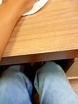 Snapshot of Morenaizzy chatting on 11/08/25, 09:24 Morenaizzy online show from 11/08/25, 09:24