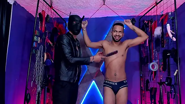 Erick bdsm  online show from 11/06/25, 03:51