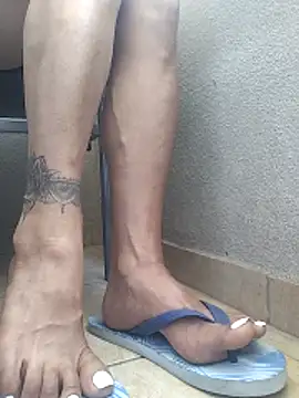 Snapshot of Xeena_ chatting on 12/05/25, 02:58 Xeena online show from 12/05/25, 02:58