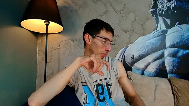 Snapshot of ZyroNight chatting on 11/21/25, 04:49 ZyroNight online show from 11/21/25, 04:49