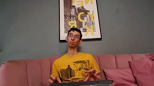 Snapshot of ZyroNight chatting on 12/01/25, 07:30 ZyroNight online show from 12/01/25, 07:30