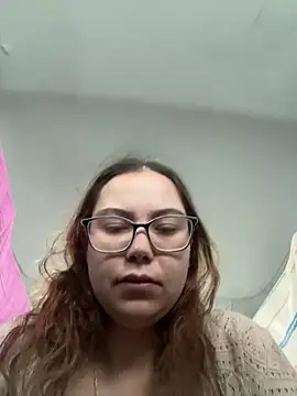 Snapshot of FreakyDreama chatting on 02/19/26, 06:04 FreakyDreama online show from 02/19/26, 06:04