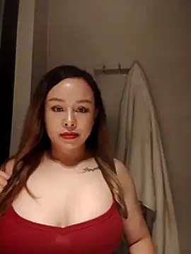 Snapshot of thu-cuoi chatting on 12/05/25, 02:20 thu-cuoi online show from 12/05/25, 02:20