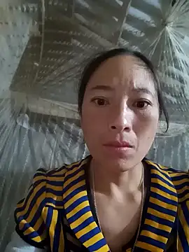 Snapshot of oanh-oanhbay chatting on 11/19/25, 09:48 oanh-oanhbay online show from 11/19/25, 09:48