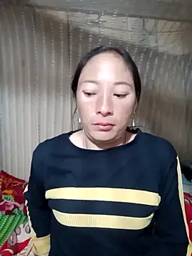 Snapshot of oanh-oanhbay chatting on 12/15/25, 11:58 oanh-oanhbay online show from 12/15/25, 11:58